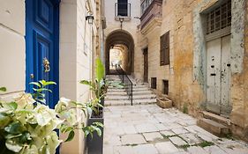 The Maltese Gem
